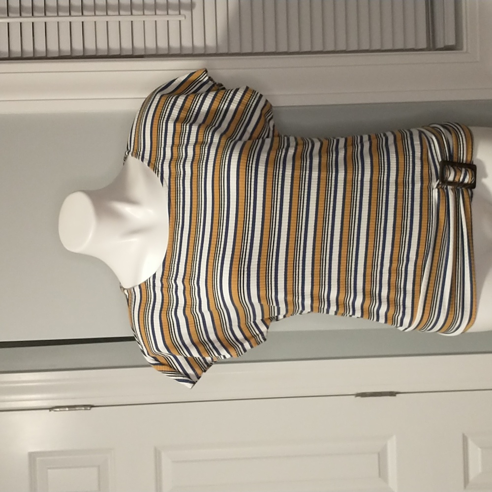 Apt. 9 Top Petite Medium
